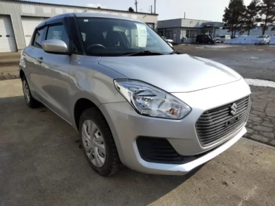 Suzuki SWIFT  с аукциона в Японии