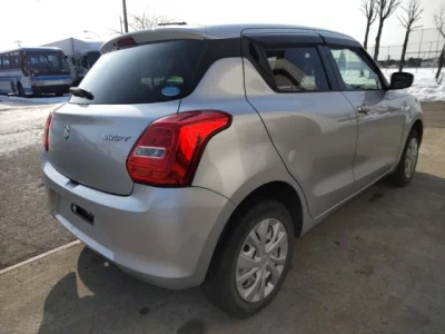 Suzuki SWIFT  с аукциона в Японии