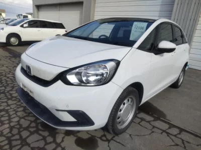 Honda FIT  с аукциона в Японии