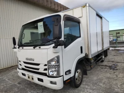 Isuzu ELF