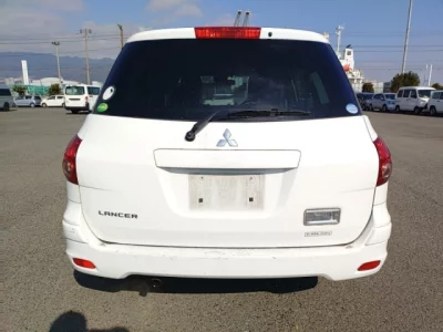 Mitsubishi LANCER VAN