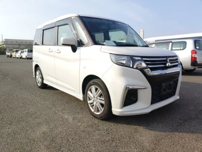 Mitsubishi DELICA D2