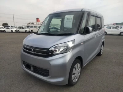 Mitsubishi EK SPACE
