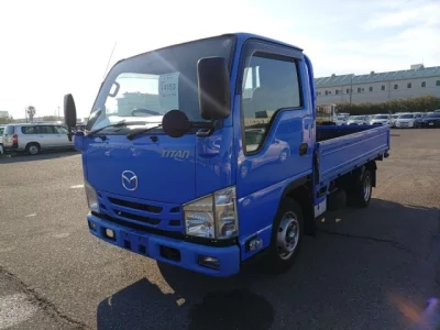 Mazda TITAN  с аукциона в Японии