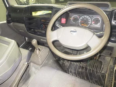 Nissan ATLAS  с аукциона в Японии