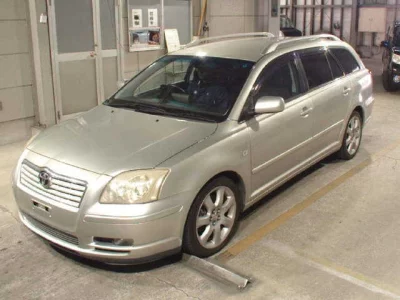 Toyota AVENSIS SEDAN