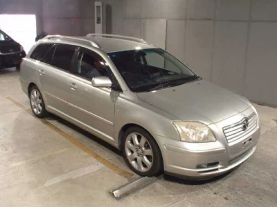 Toyota AVENSIS SEDAN