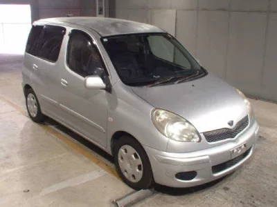 Toyota FUNCARGO  с аукциона в Японии