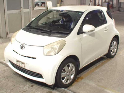 Toyota IQ