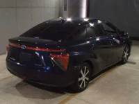 Toyota MIRAI лот № 8572 оценка 3.5  с аукциона в Японии 4
