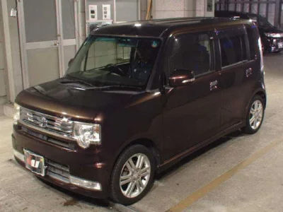 Toyota PIXIS SPACE  с аукциона в Японии