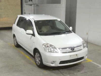 Toyota RAUM