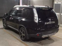 Nissan X-TRAIL лот № 8621 оценка 3.5  с аукциона в Японии 1