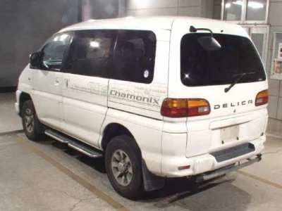 Mitsubishi DELICA