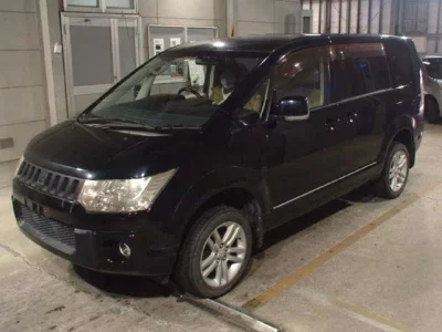 Mitsubishi DELICA D5  с аукциона в Японии