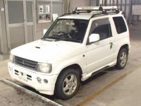 Mitsubishi PAJERO MINI лот № 8077 оценка 3.5  с аукциона в Японии 3