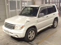 Mitsubishi PAJERO IO лот № 8170 оценка 3  с аукциона в Японии 3