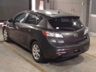 Mazda AXELA  с аукциона в Японии