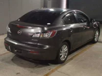 Mazda AXELA лот № 8471 оценка 3.5  с аукциона в Японии 4