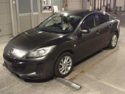 Mazda AXELA  с аукциона в Японии