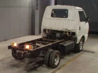 Mazda BONGO лот № 8634 оценка 3  с аукциона в Японии 4