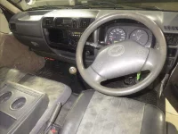 Mazda BONGO лот № 8933 оценка 3  с аукциона в Японии 2