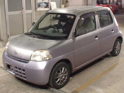 Daihatsu Esse