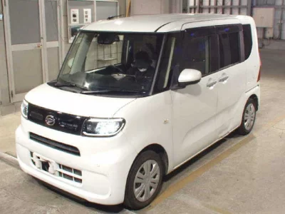 Daihatsu TANTO  с аукциона в Японии