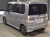 Daihatsu TANTO лот № 3097 оценка 3.5  с аукциона в Японии 1