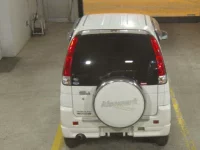 Daihatsu TERIOS KID лот № 2036 оценка 4  с аукциона в Японии 5