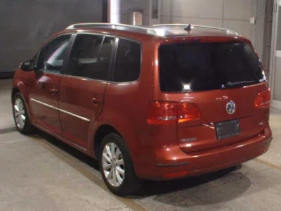 Volkswagen GOLF TOURAN