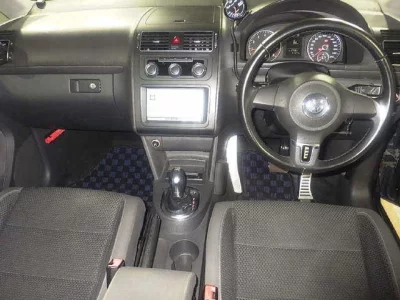 Volkswagen GOLF TOURAN