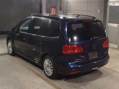 Volkswagen GOLF TOURAN