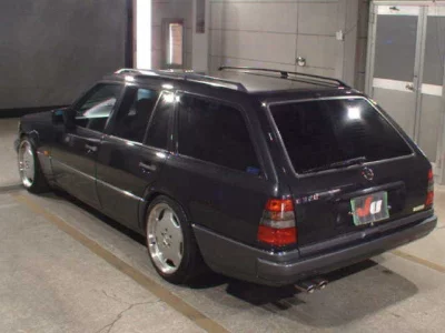 Mercedes-Benz E CLASS WAGON