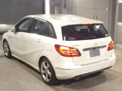 Mercedes-Benz B CLASS