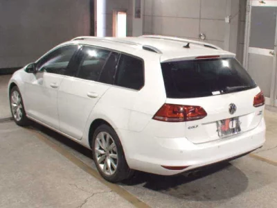 Volkswagen GOLF VARIANT