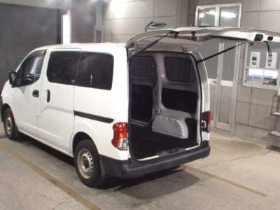 Nissan NV200