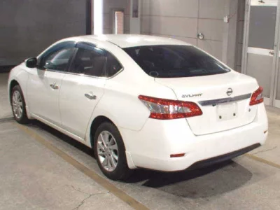 Nissan SYLPHY