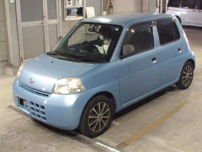 Daihatsu Esse