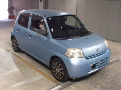 Daihatsu Esse