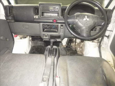 Mitsubishi MINICAB VAN
