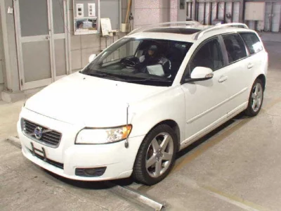 Volvo V50