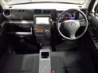 Toyota PIXIS SPACE лот № 4037 оценка 3  с аукциона в Японии 2