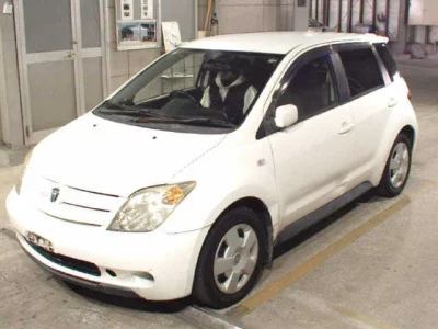 Toyota IST