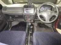 Suzuki SWIFT лот № 7339 оценка R  с аукциона в Японии 2