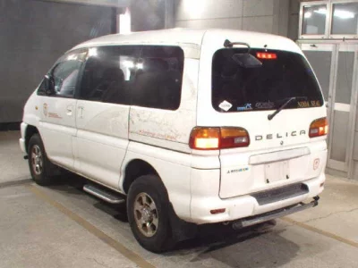 Mitsubishi DELICA