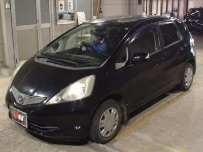 Honda FIT  с аукциона в Японии