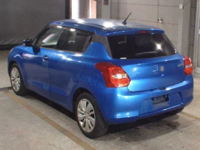 Suzuki SWIFT  с аукциона в Японии