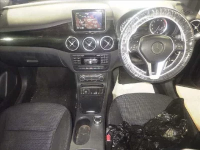 Mercedes-Benz B CLASS