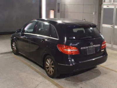 Mercedes-Benz B CLASS